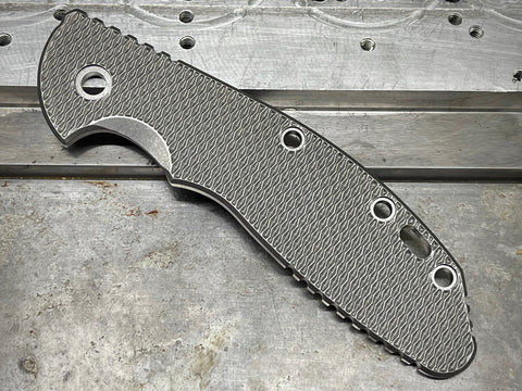 Hinderer XM Series "Diamonds" Ti scale