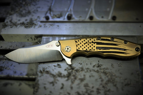 ZT0562 "Battle Torn Flag" Ti scale - Bronze and Black